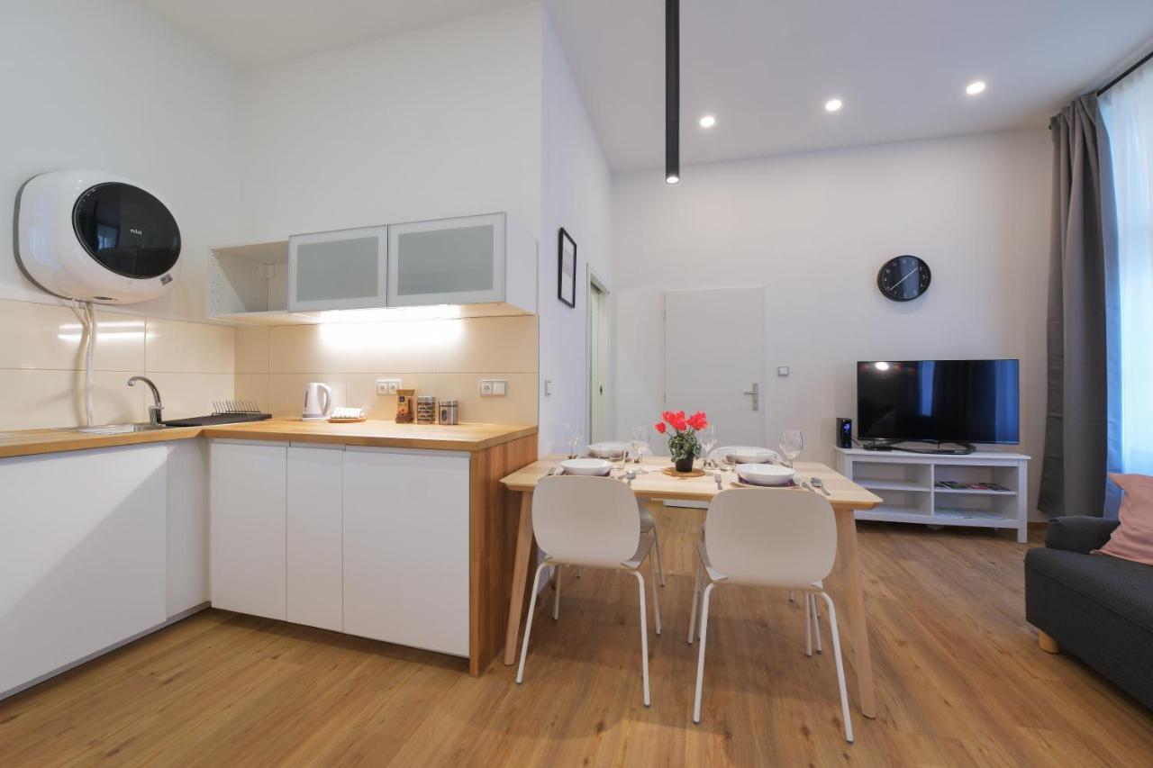 Duplex Apartment براغ المظهر الخارجي الصورة